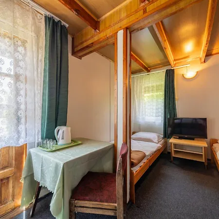 Ow Gromada Pod Topolami