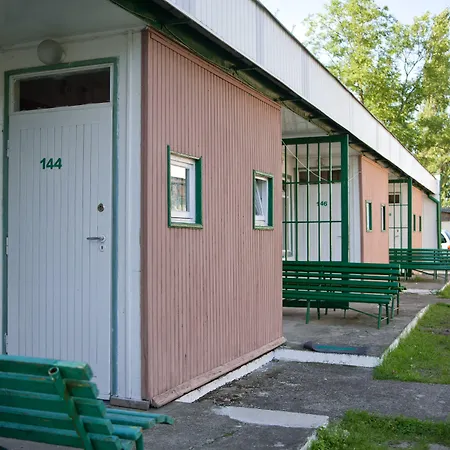 Ow Gromada Pod Topolami Üdülőpark Międzyzdroje