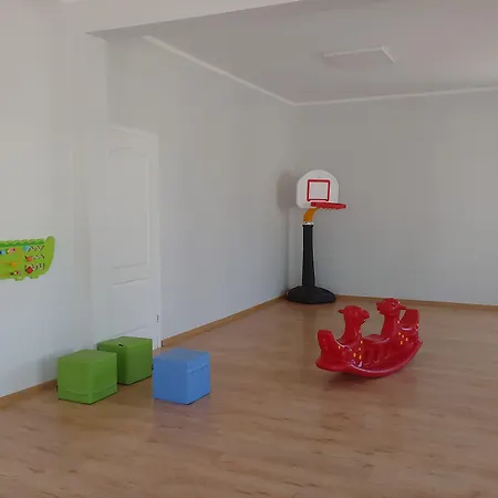 Ow Gromada Pod Topolami