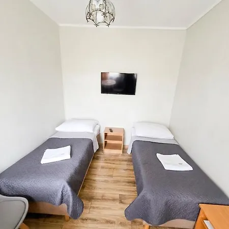 Ow Gromada Pod Topolami Üdülőpark Międzyzdroje