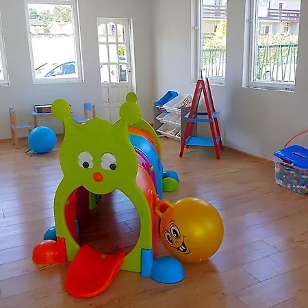 Tatil parkı Ow Gromada Pod Topolami 2*