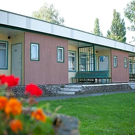 Ow Gromada Pod Topolami Üdülőpark 2*