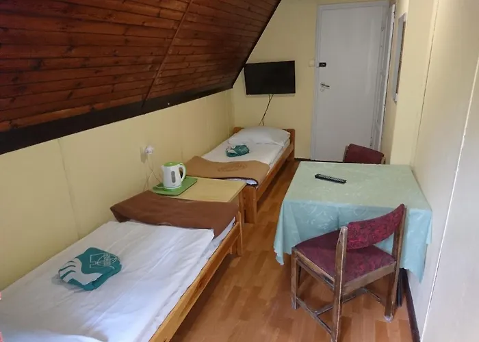 Ow Gromada Pod Topolami Prázdninový areál 2*