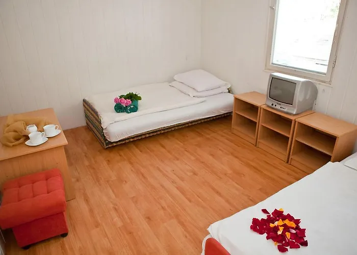 Ow Gromada Pod Topolami